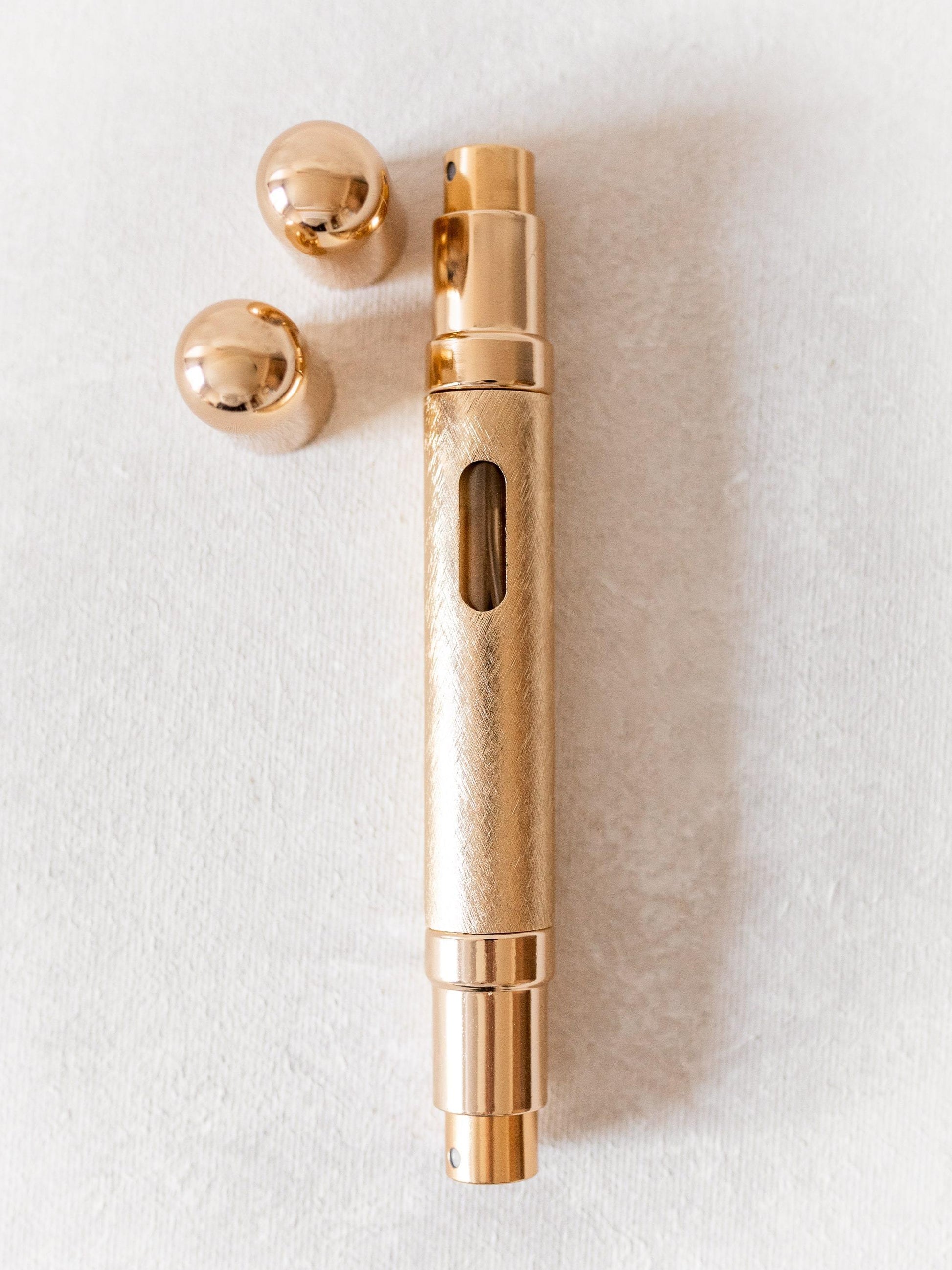 hahtuva kotimainen verkkokauppa naisyrittäjän verkkokauppa roll on pullo tyhjä hajuvesipullo tyhjä parfyymipullo omatekoinen tee se itse rolleri