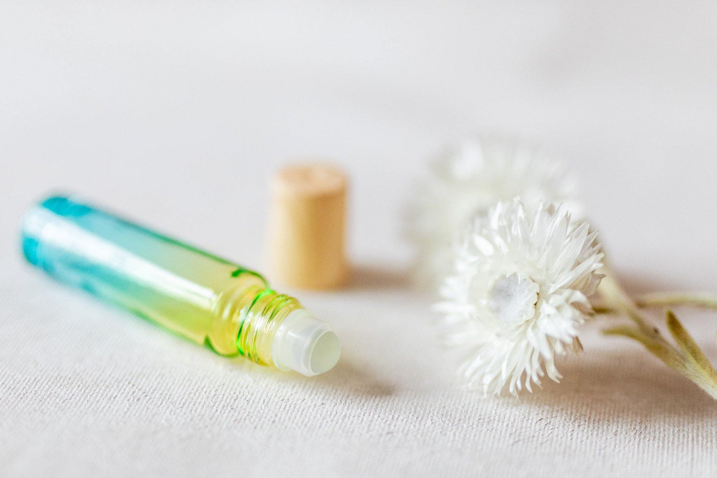 hahtuva kotimainen verkkokauppa naisyrittäjän verkkokauppa roll on pullo tyhjä hajuvesipullo tyhjä parfyymipullo omatekoinen tee se itse rolleri