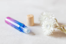 Lataa kuva Galleria-katseluun, Lasinen kaksivärinen 10ml  Roll-On pullo lasirullalla - Hahtuva
